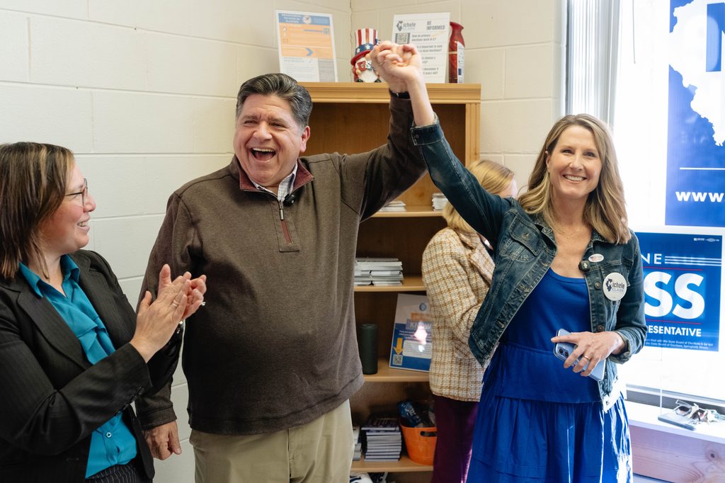Gov. Pritzker joined Michele Clark, candidate for Illinois State Senate, at a canvass launch in East Dundee.